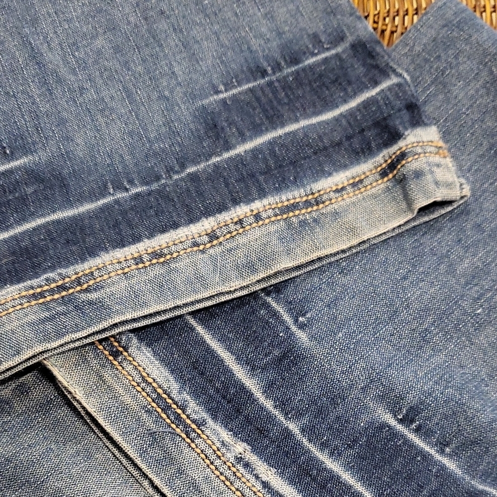 Escada Classic Blue Jeans - Picture 10 of 12